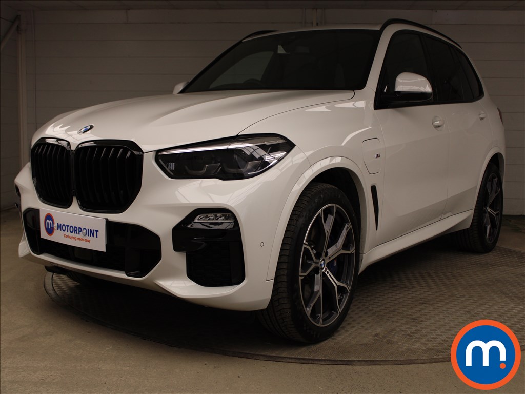 BMW X5 xDrive45e M Sport 5dr Auto [Pro Pack] - Stock Number 1263504 Passenger side front corner