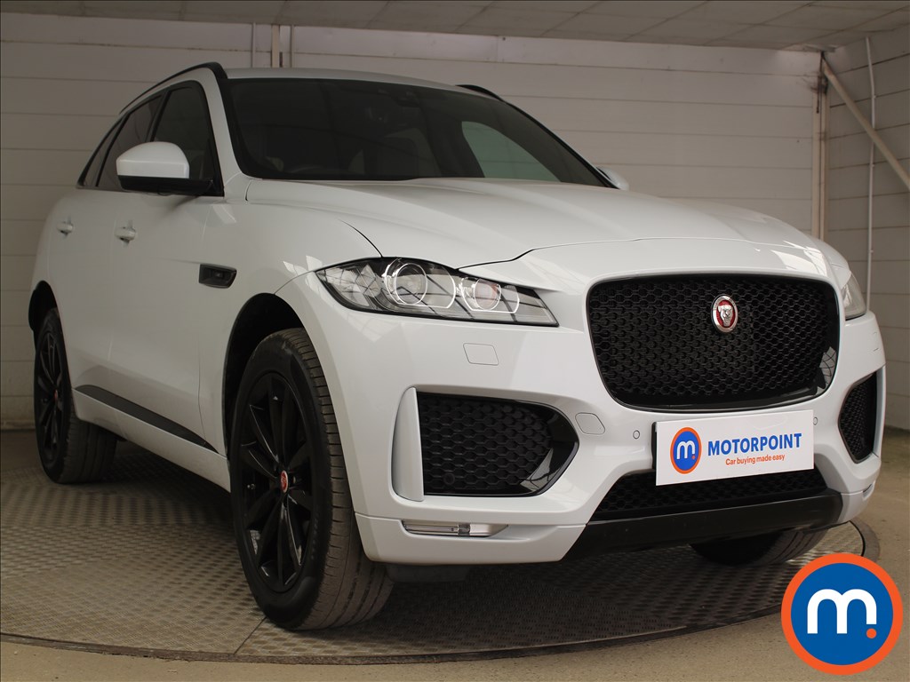 Jaguar F-Pace 2.0d [180] Chequered Flag 5dr Auto AWD - Stock Number 1304185 Passenger side front corner