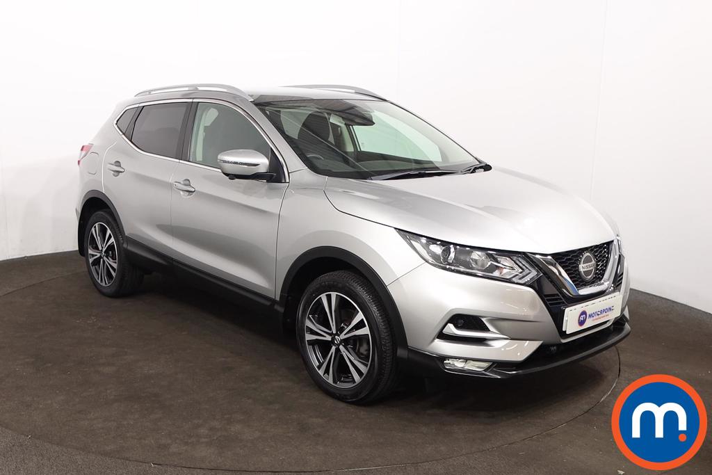 Nissan Qashqai 1.5 dCi N-Connecta [Glass Roof Pack] 5dr - Stock Number 1274107 Passenger side front corner