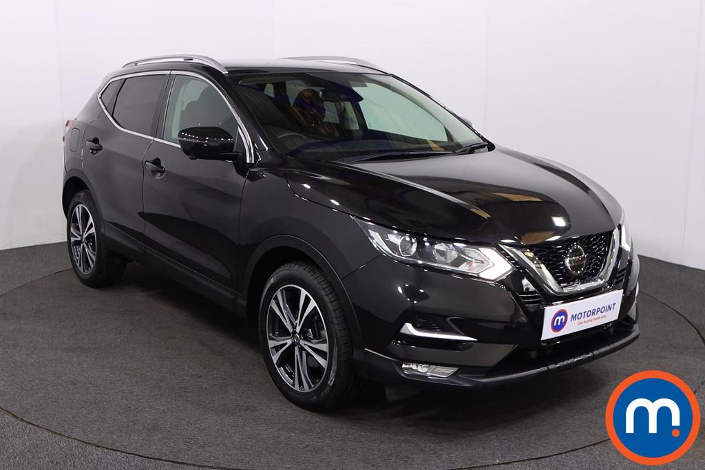 Nissan Qashqai 1.5 dCi N-Connecta [Glass Roof Pack] 5dr - Stock Number 1274122 Passenger side front corner