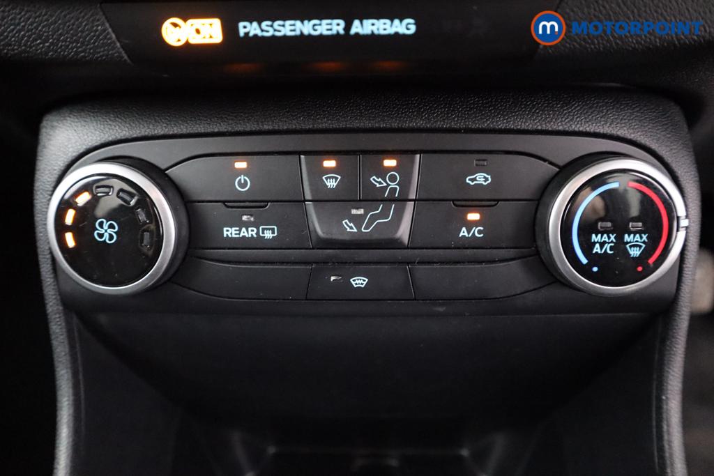 Ford Fiesta Titanium Manual Petrol Hatchback - Stock Number (1407177) - 6th supplementary image