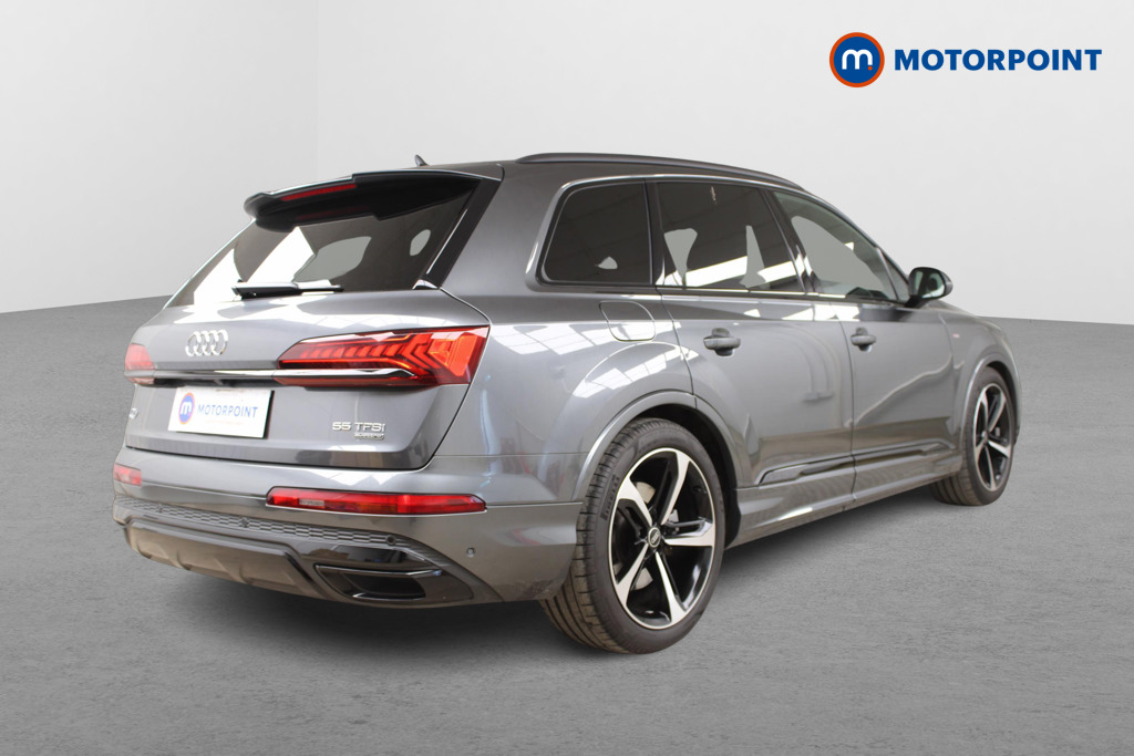Audi Q7 Black Edition Automatic Petrol SUV - Stock Number (1410419) - Passenger side rear corner