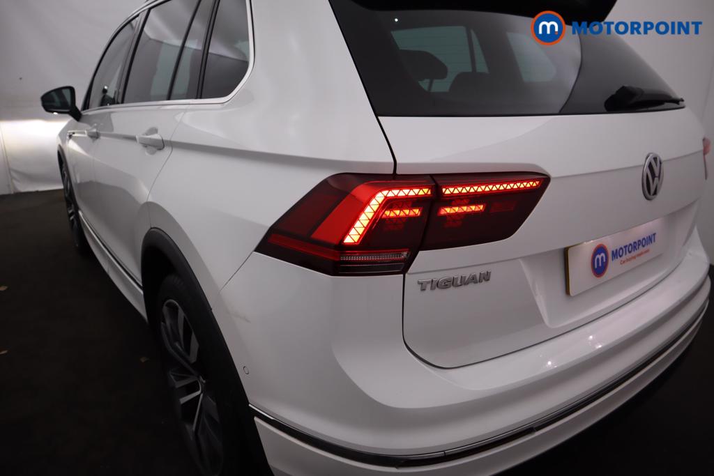 Volkswagen Tiguan R-Line Tech Automatic Petrol SUV - Stock Number (1410754) - 19th supplementary image