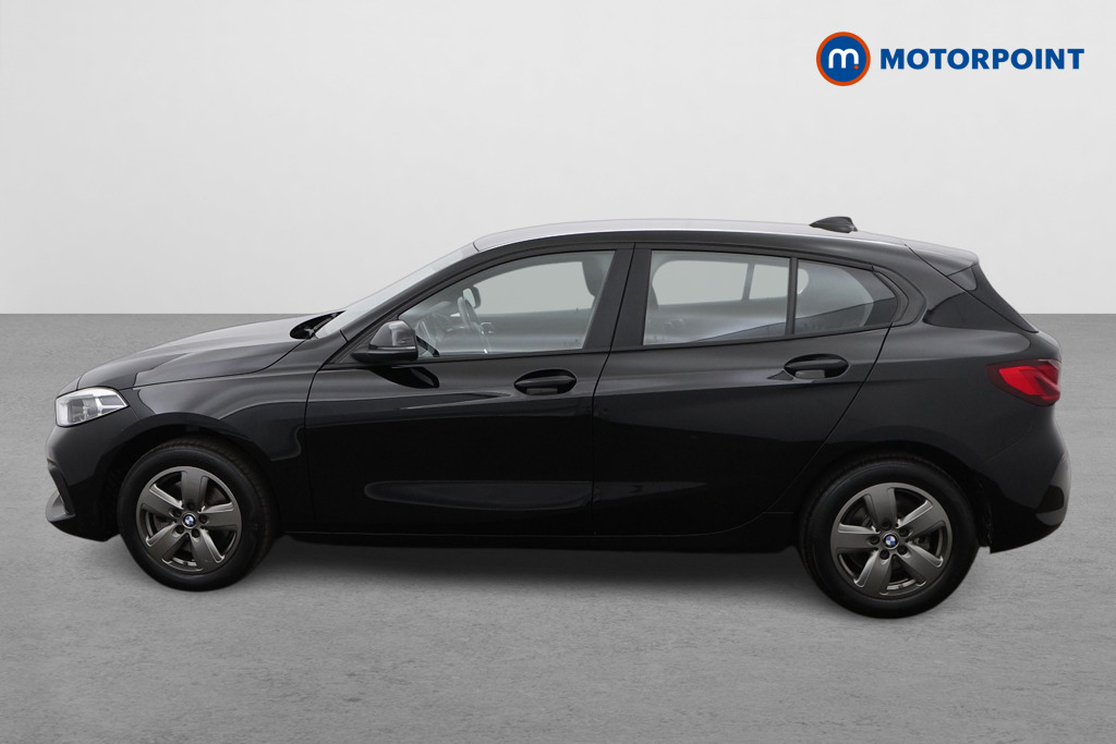 BMW 1 Series SE Manual Petrol Hatchback - Stock Number (1422771) - Passenger side