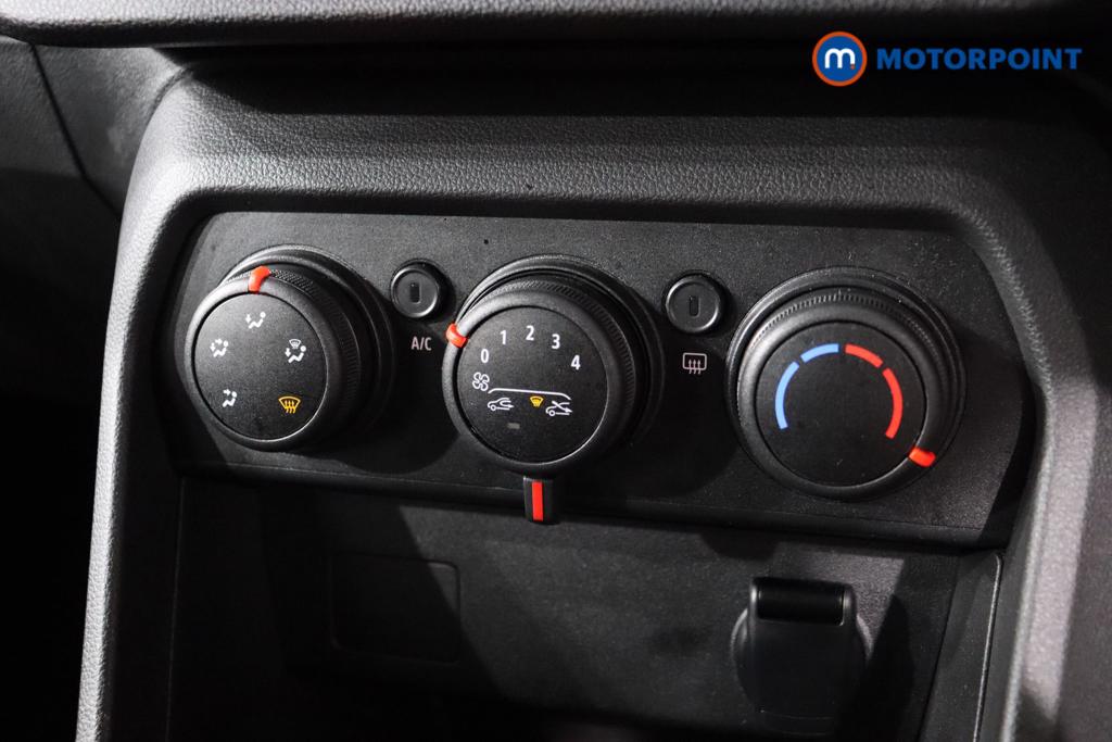 Dacia Sandero Essential Manual Petrol-Lpg Hatchback - Stock Number (1425567) - 13th supplementary image