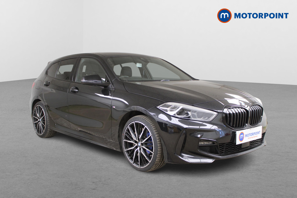 BMW 1 Series M Sport Manual Diesel Hatchback - Stock Number (1430381) - Drivers side front corner