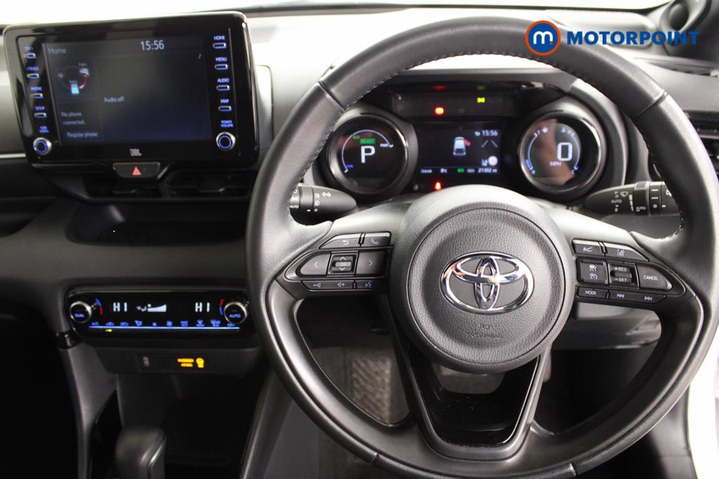 Toyota Yaris Dynamic Automatic Petrol-Electric Hybrid Hatchback - Stock Number (1434674) - 1st supplementary image