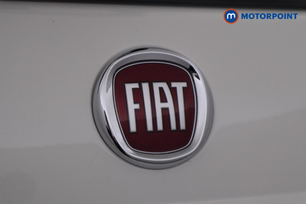 Fiat 500 Dolcevita Manual Petrol-Electric Hybrid Hatchback - Stock Number (1433374) - 19th supplementary image