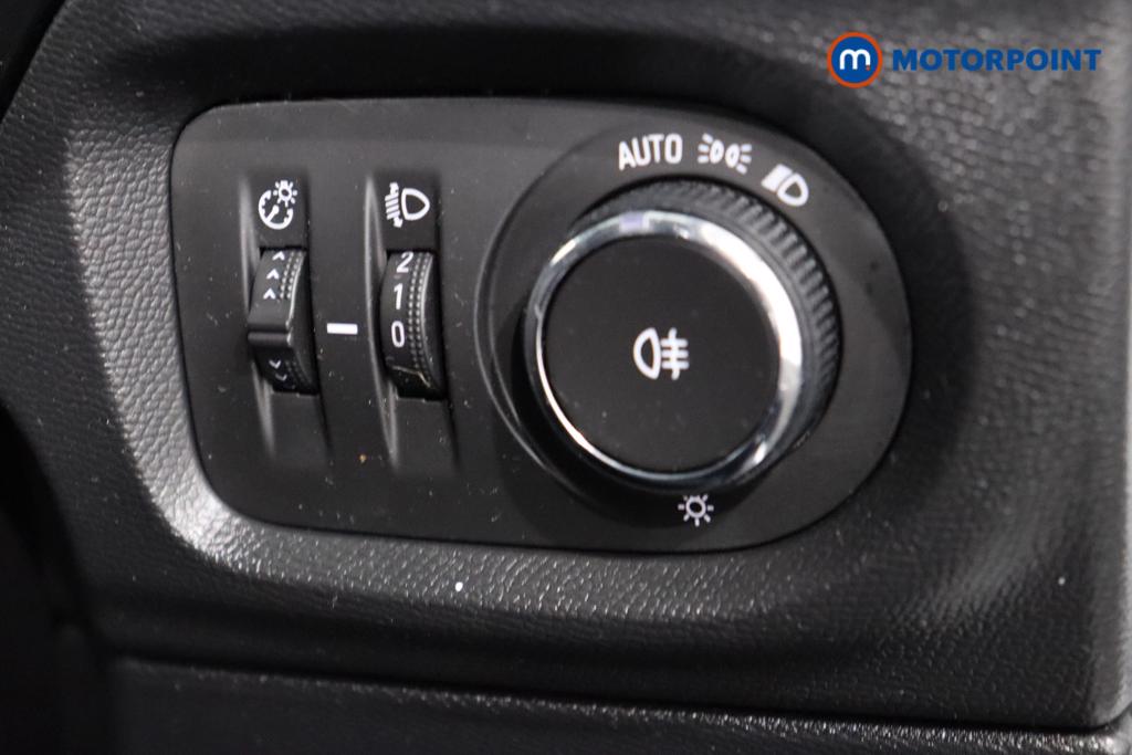 Vauxhall Corsa SE Manual Petrol Hatchback - Stock Number (1431174) - 21st supplementary image