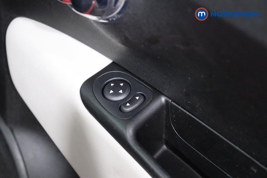 Fiat 500 Dolcevita Manual Petrol-Electric Hybrid Hatchback - Stock Number (1432504) - 23rd supplementary image