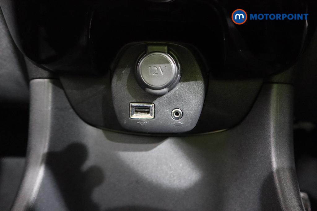 Citroen C1 Shine Manual Petrol Hatchback - Stock Number (1434458) - 4th supplementary image