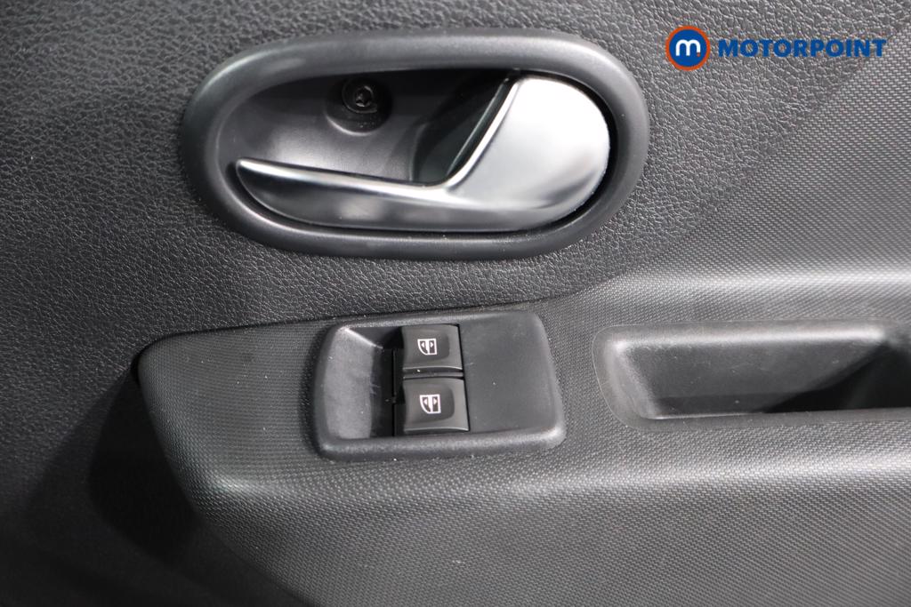 Dacia Sandero Stepway Essential Manual Petrol Hatchback - Stock Number (1436277) - 10th supplementary image
