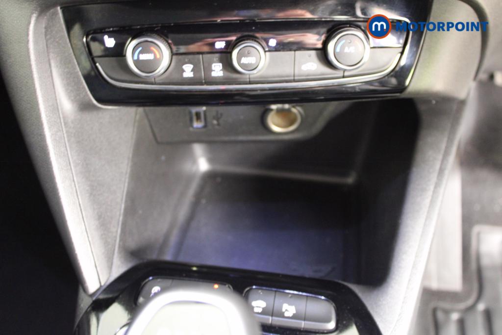 Vauxhall Corsa Elite Nav Premium Manual Petrol Hatchback - Stock Number (1432362) - 11th supplementary image