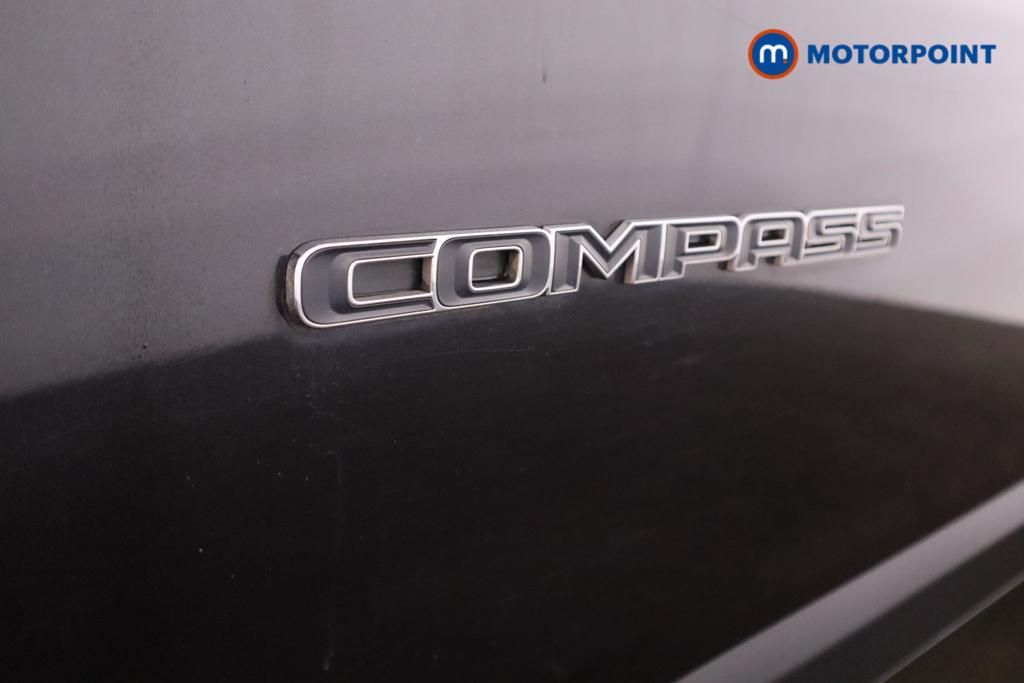 Jeep Compass Longitude Manual Petrol SUV - Stock Number (1422516) - 24th supplementary image