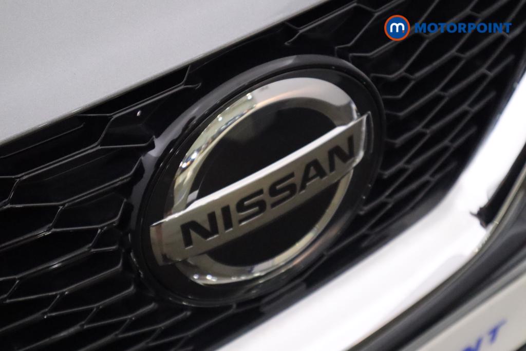 Nissan Qashqai Acenta Premium Manual Diesel SUV - Stock Number (1436798) - 18th supplementary image