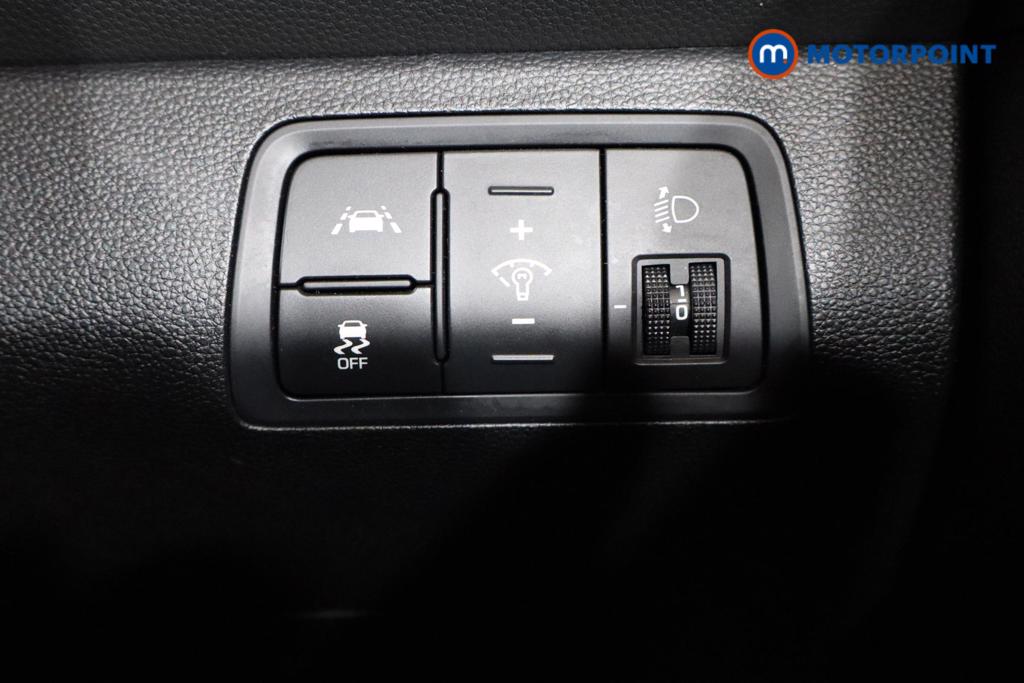 Hyundai I20 Premium Se Nav Manual Petrol Hatchback - Stock Number (1439120) - 15th supplementary image