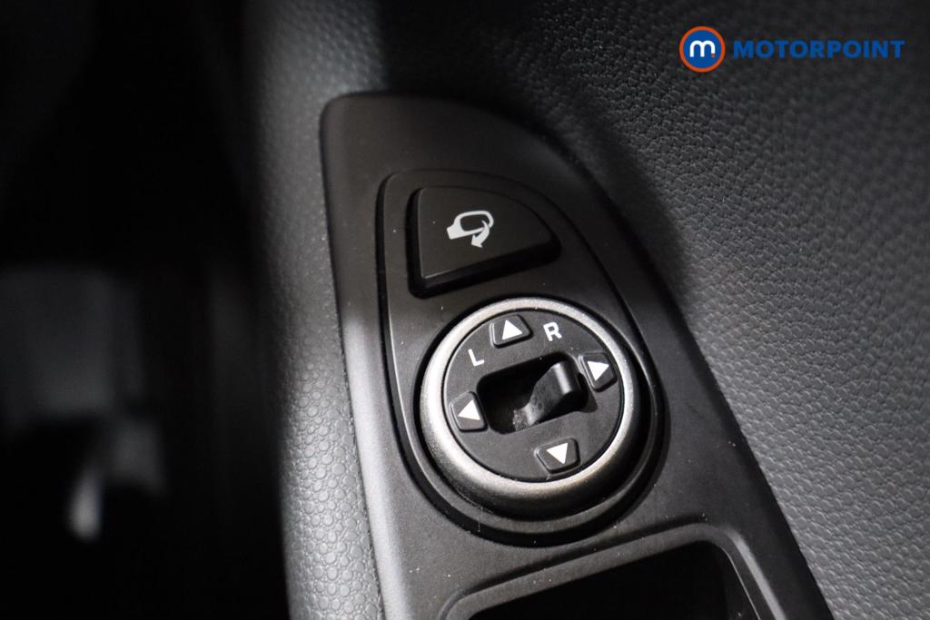 Hyundai I20 Premium Se Nav Manual Petrol Hatchback - Stock Number (1439120) - 16th supplementary image