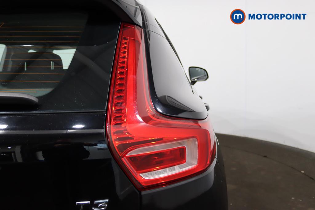 Volvo Xc40 Momentum Manual Petrol SUV - Stock Number (1438219) - 28th supplementary image