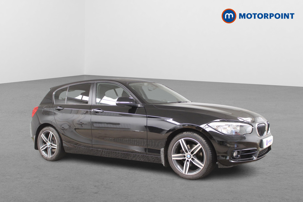 BMW 1 Series Sport Automatic Petrol Hatchback - Stock Number (1436479) - Drivers side front corner
