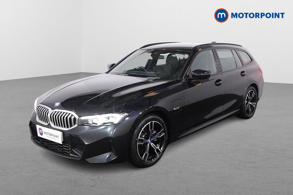 BMW 3 Series M Sport Automatic Petrol Plug-In Hybrid Estate - Stock Number (1439361) - Passenger side front corner
