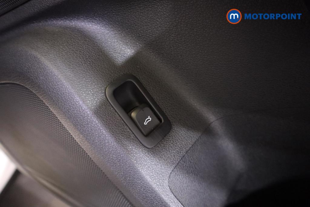 Audi Q2 Technik Manual Petrol SUV - Stock Number (1440343) - 10th supplementary image