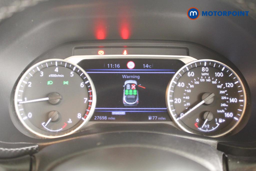 Nissan Juke N-Connecta Manual Petrol SUV - Stock Number (1435850) - 9th supplementary image