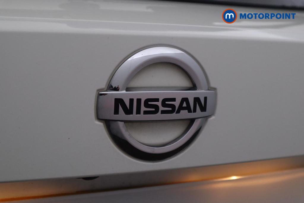 Nissan Juke Tekna Manual Petrol SUV - Stock Number (1438193) - 18th supplementary image