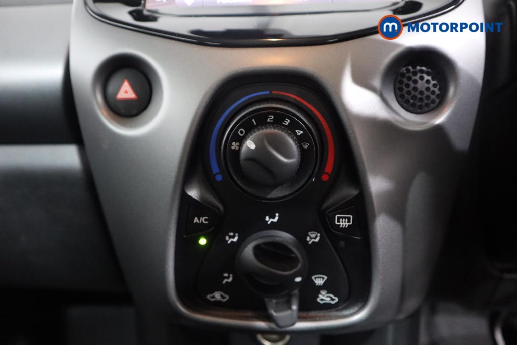 Toyota Aygo X-Play Manual Petrol Hatchback - Stock Number (1438928) - 3rd supplementary image