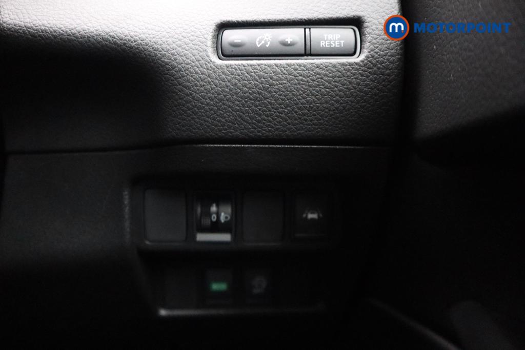 Nissan Qashqai Acenta Premium Automatic Petrol SUV - Stock Number (1440373) - 17th supplementary image