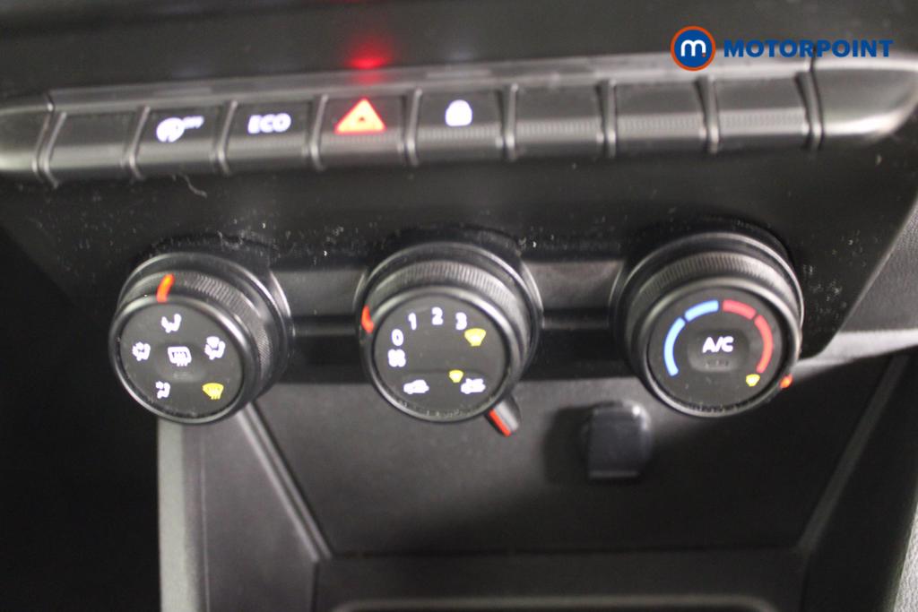 Dacia Duster Essential Manual Petrol SUV - Stock Number (1438981) - 11th supplementary image