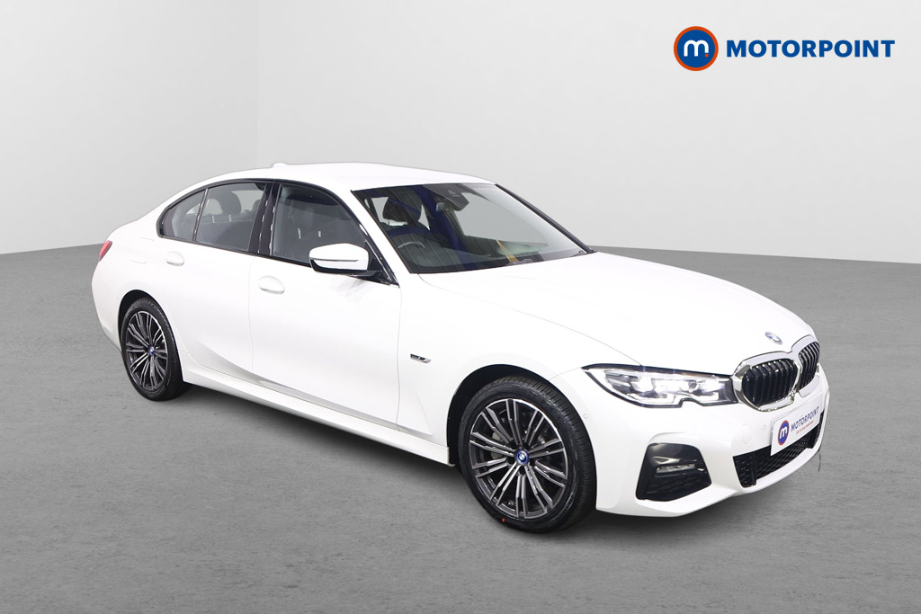 BMW 3 Series M Sport Automatic Petrol Parallel Phev Saloon - Stock Number (1442152) - Drivers side front corner