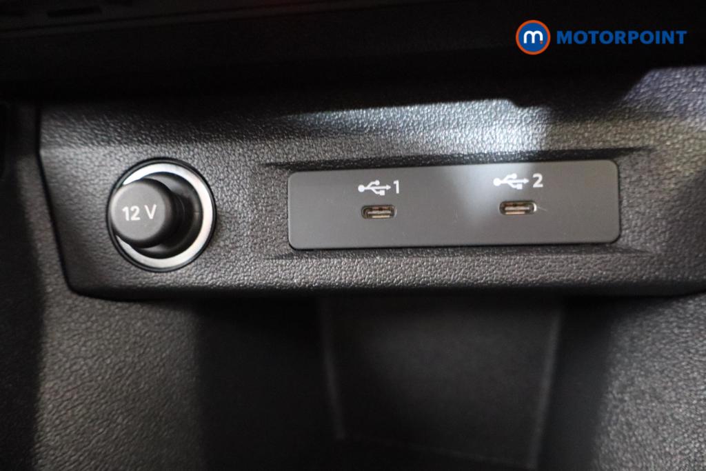Audi A1 Technik Manual Petrol Hatchback - Stock Number (1442827) - 4th supplementary image