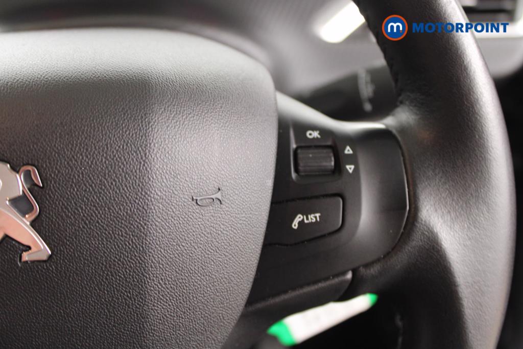 Peugeot 2008 Active Manual Petrol SUV - Stock Number (1317619) - 13th supplementary image