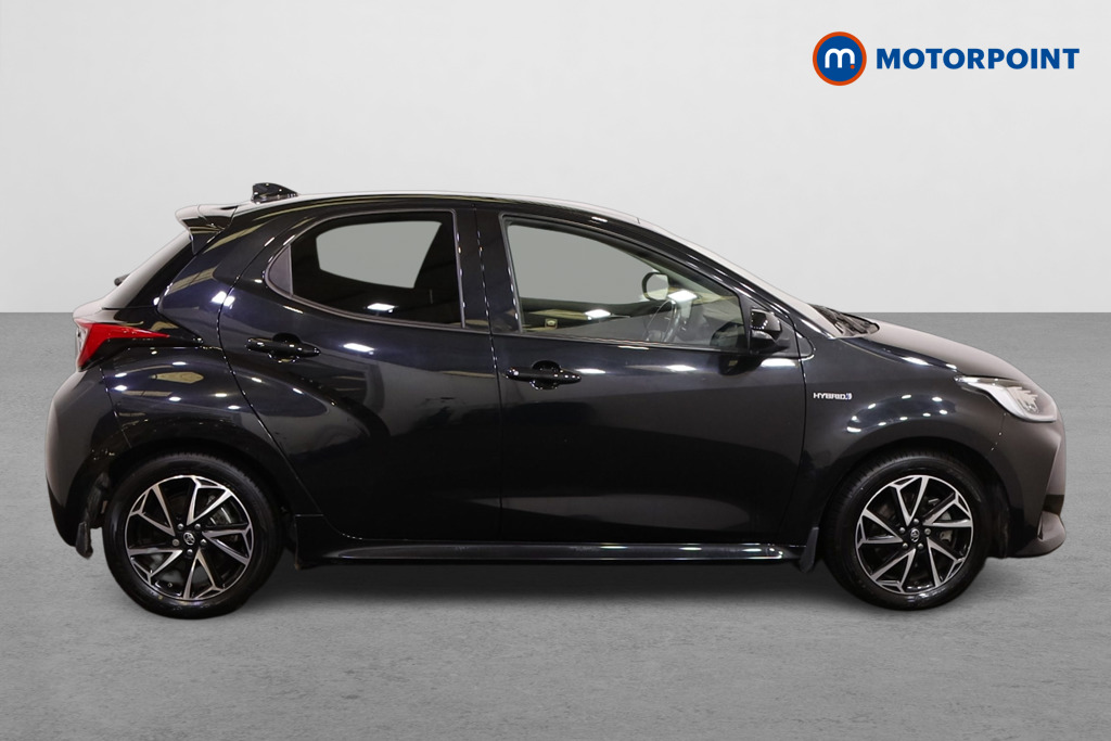 Toyota Yaris Design Automatic Petrol-Electric Hybrid Hatchback - Stock Number (1441559) - Drivers side