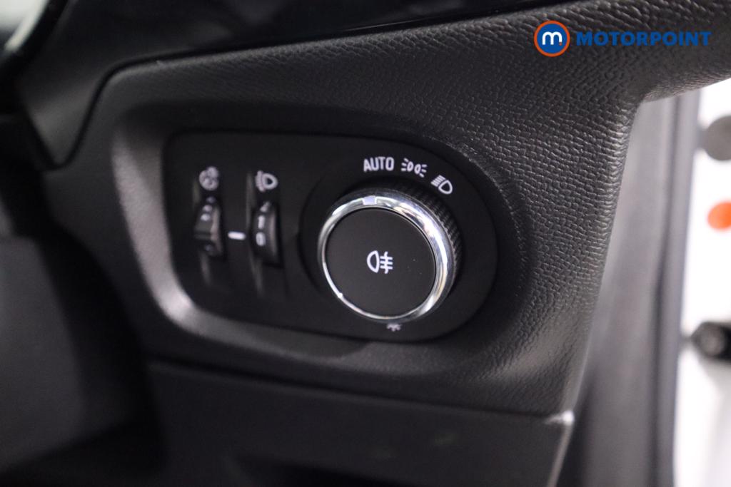 Vauxhall Corsa Se Premium Manual Petrol Hatchback - Stock Number (1432330) - 9th supplementary image