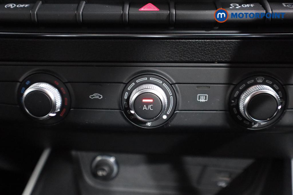 Audi Q2 Technik Manual Petrol SUV - Stock Number (1437181) - 5th supplementary image