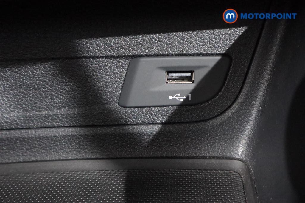 Audi Q2 Technik Manual Petrol SUV - Stock Number (1437181) - 6th supplementary image