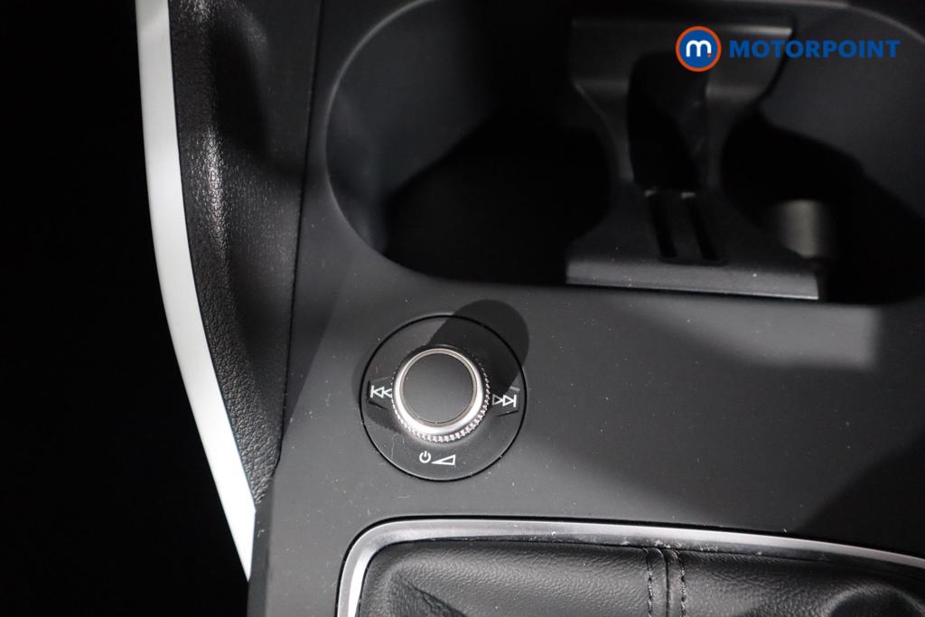Audi Q2 Technik Manual Petrol SUV - Stock Number (1437181) - 8th supplementary image