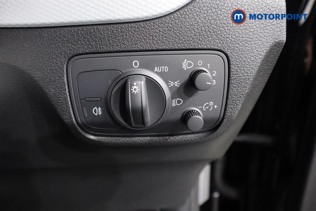 Audi Q2 Technik Manual Petrol SUV - Stock Number (1437181) - 20th supplementary image