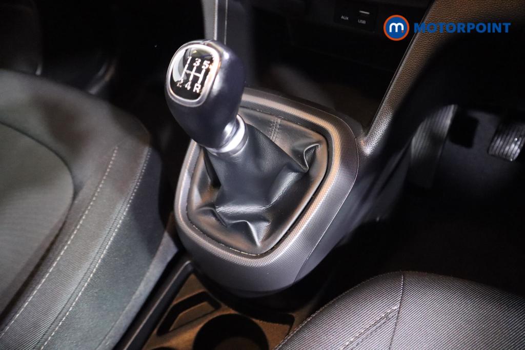 Hyundai I10 Play Manual Petrol Hatchback - Stock Number (1441094) - 8th supplementary image