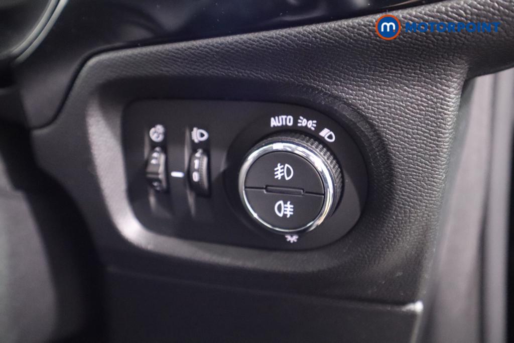 Vauxhall Corsa Elite Nav Premium Automatic Petrol Hatchback - Stock Number (1432380) - 9th supplementary image