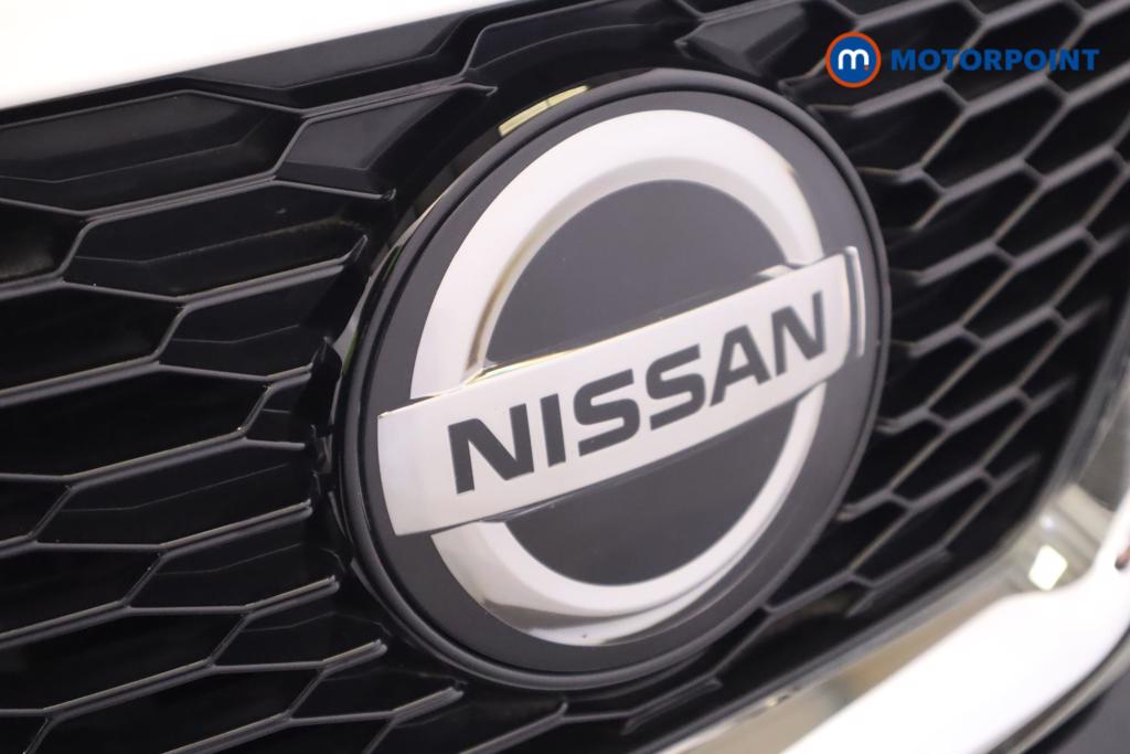 Nissan Qashqai Acenta Premium Automatic Petrol SUV - Stock Number (1444798) - 28th supplementary image