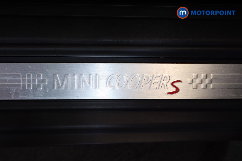 Mini Clubman Cooper S Exclusive Manual Petrol Estate - Stock Number (1440185) - 17th supplementary image