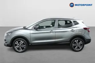 Nissan Qashqai N-Connecta Automatic Petrol SUV - Stock Number (1443545) - Passenger side