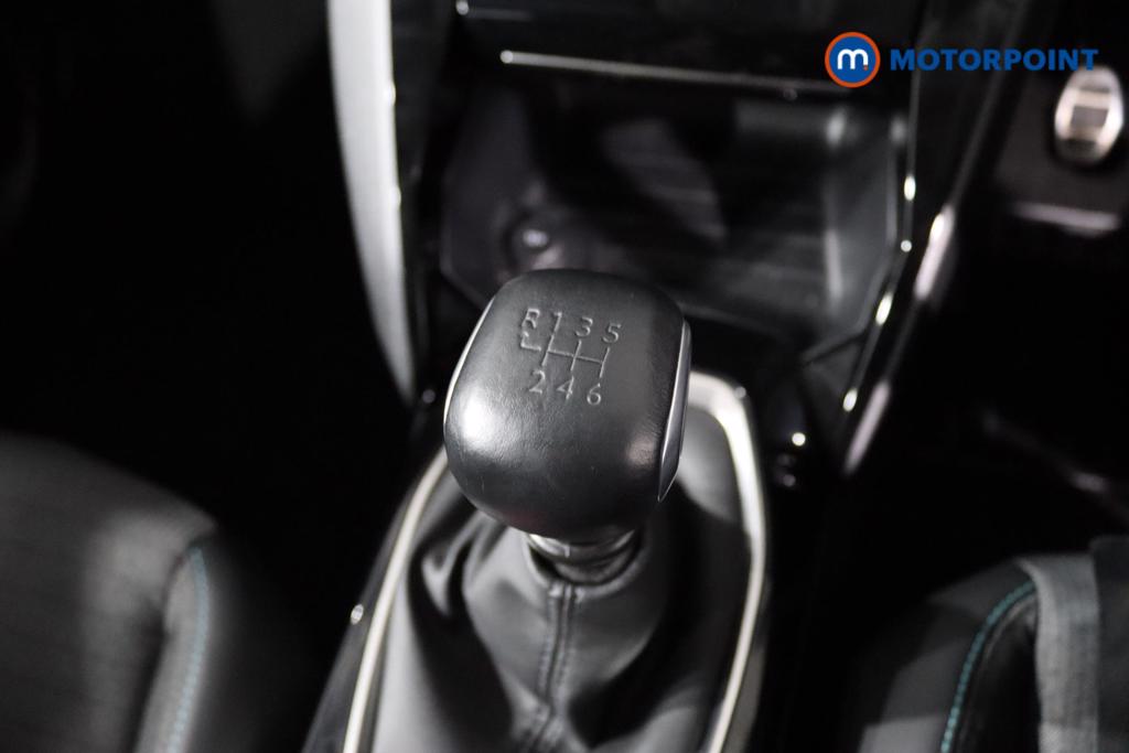Peugeot 2008 Allure Premium-Plus Manual Petrol SUV - Stock Number (1443834) - 20th supplementary image