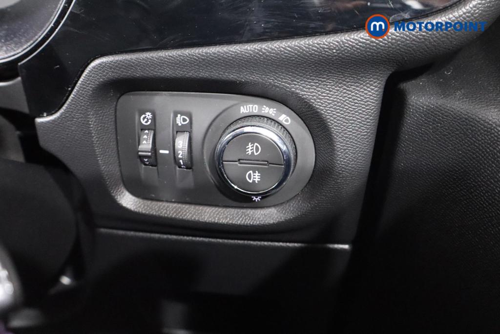 Vauxhall Corsa Elite Nav Manual Petrol Hatchback - Stock Number (1442719) - 12th supplementary image