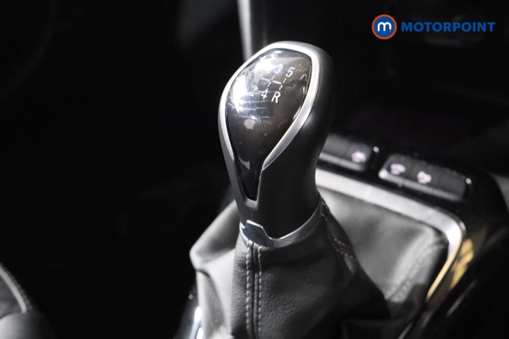 Vauxhall Corsa Elite Nav Manual Petrol Hatchback - Stock Number (1442734) - 5th supplementary image