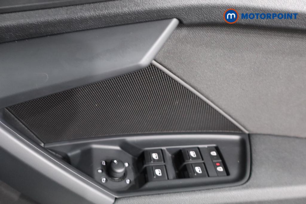 Audi A3 Technik Manual Petrol Hatchback - Stock Number (1438330) - 14th supplementary image