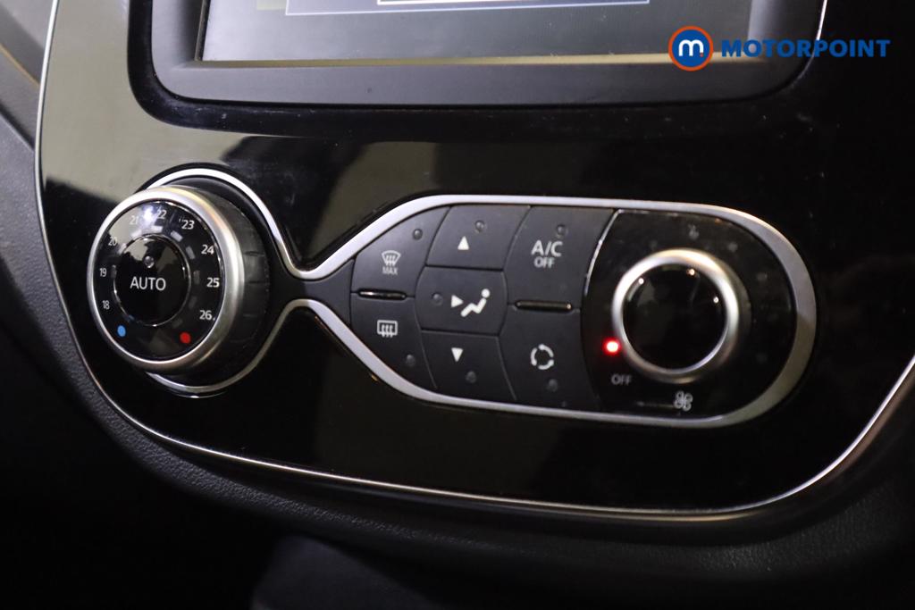 Renault Captur Iconic Manual Petrol SUV - Stock Number (1444702) - 14th supplementary image