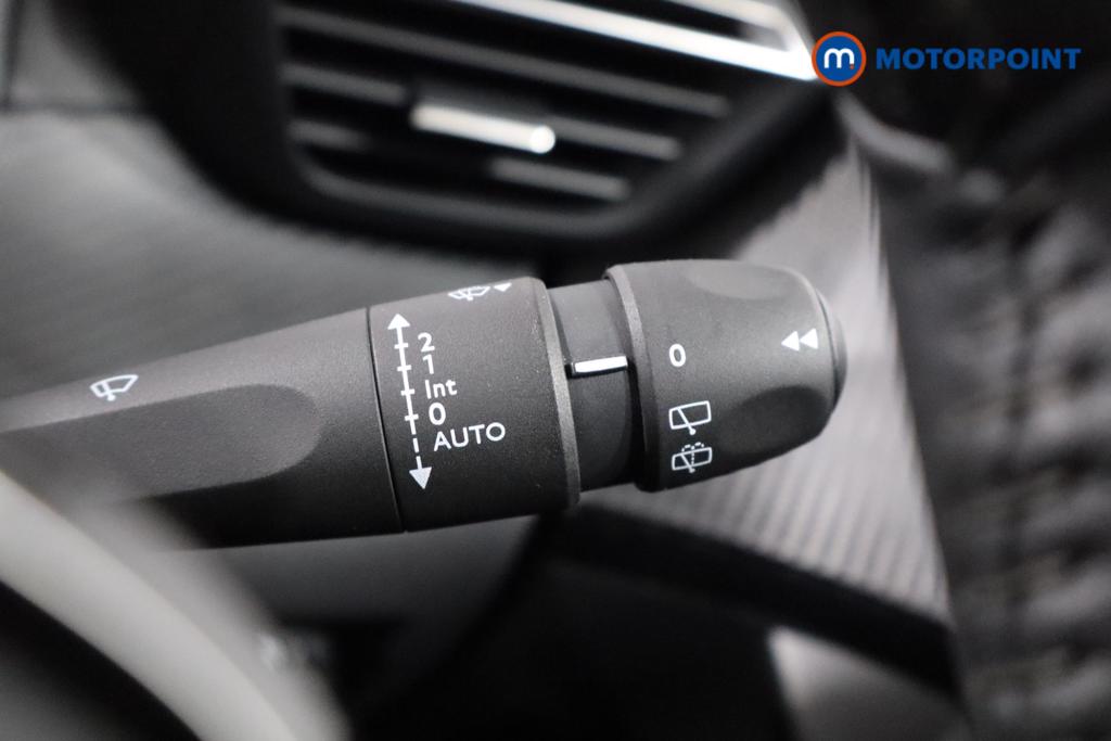 Peugeot 2008 Allure Premium Manual Petrol SUV - Stock Number (1437237) - 14th supplementary image